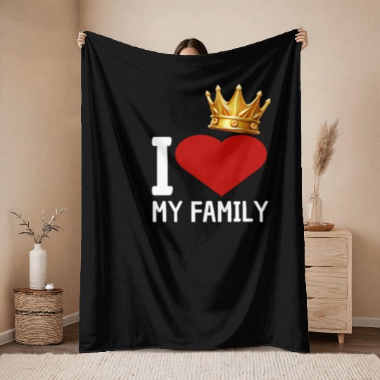 I love my family Throw Blankets