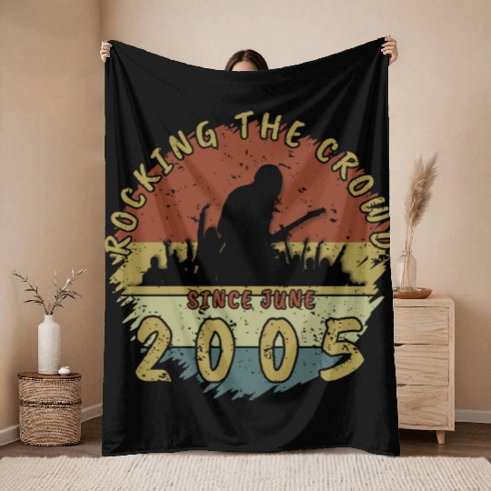 20th Birthday Rocking the crowd GIT 06/2005 Throw Blankets