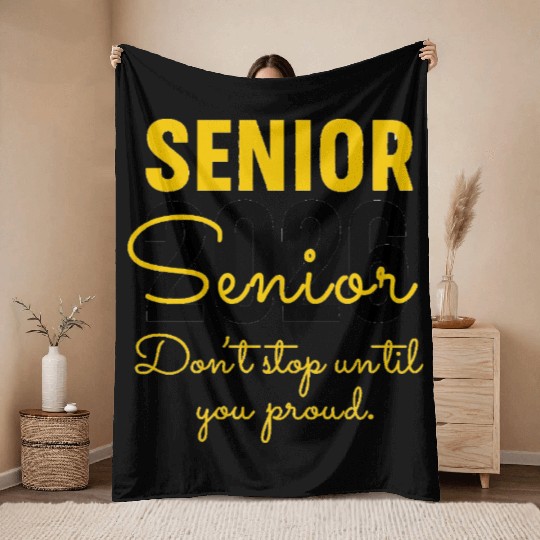 Senior 2026 Distressed Number Design Class of 2026 Throw Blankets