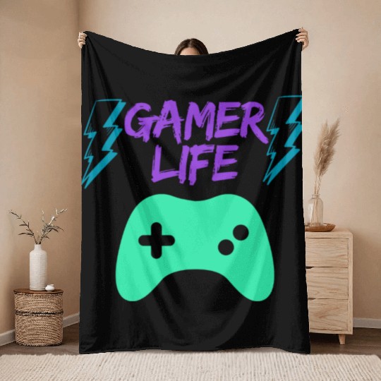 Gamer life Throw Blankets