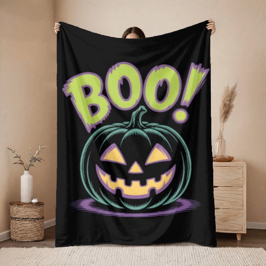 Spooky Halloween Jack-o'-Lantern Design Throw Blankets