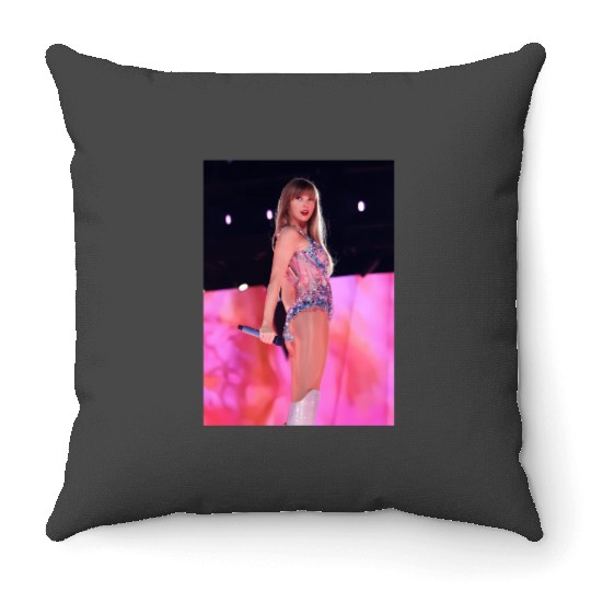 Discover Taylor Tour 2023     -  Album 1989 Taylor Vintage T-shirt  Swift Shirt  The Eras Tour Throw Pillows