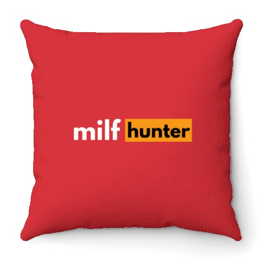 - i love milfs Throw Pillows