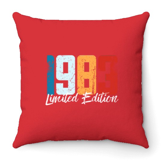 40 Years Vintage 1983 Retro 40th Birthday Throw Pillows