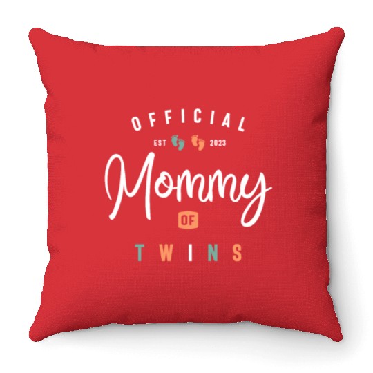 Womens Mommy of Twins New Mom To Be Expecting 2023 Throw Pillows