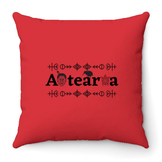 Aotearoa Maori New Zealand Haka Dance Kiwi Bird Throw Pillows