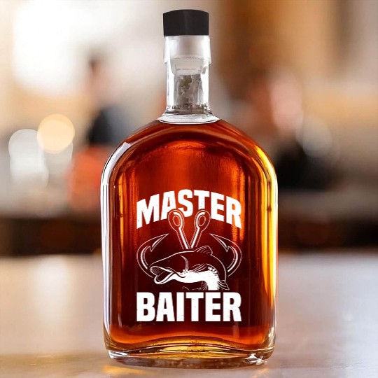 Master Baiter - Wels Catfish Hunter Whiskey Bottles