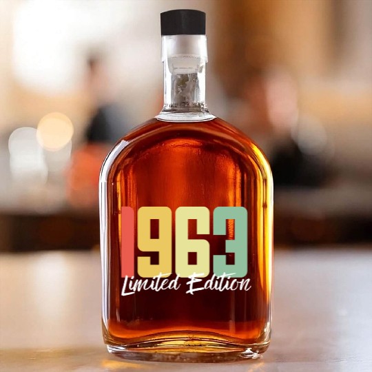 60 Years Vintage 1963 Retro 60th Birthday Whiskey Bottles