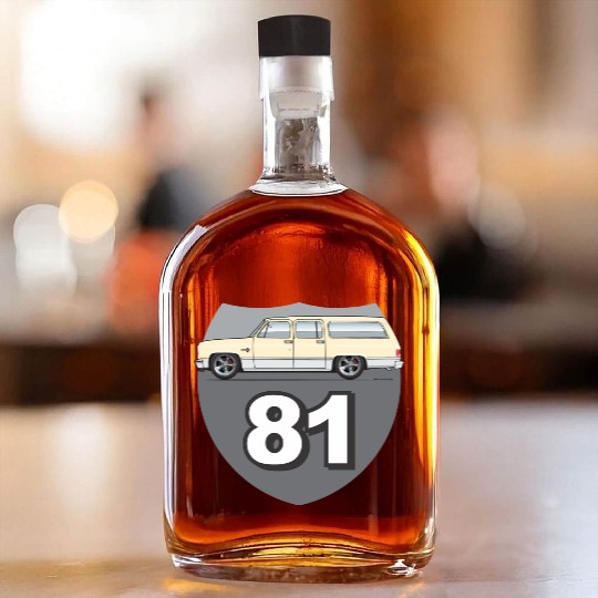 81 Santa Fe Tan Whiskey Bottles