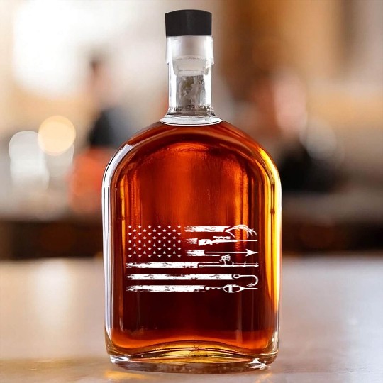 American Flag Hunting Equipment Patriotic Hunter Whiskey Bottles