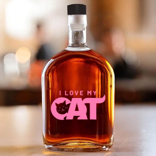 I Love My Cat – Cute Pink Cat Face Graphic Whiskey Bottles