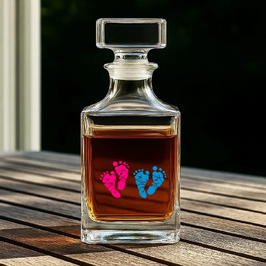 Twin Baby Feet - Pregnancy - Maternity - Mom to be Whiskey Decanters