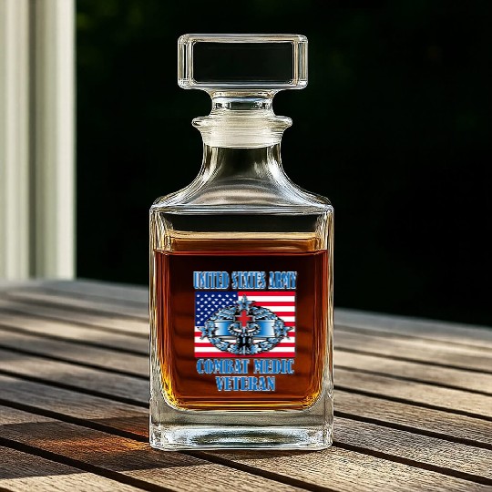 Combat Medic 4th Award Memorable Us Whiskey Decanters