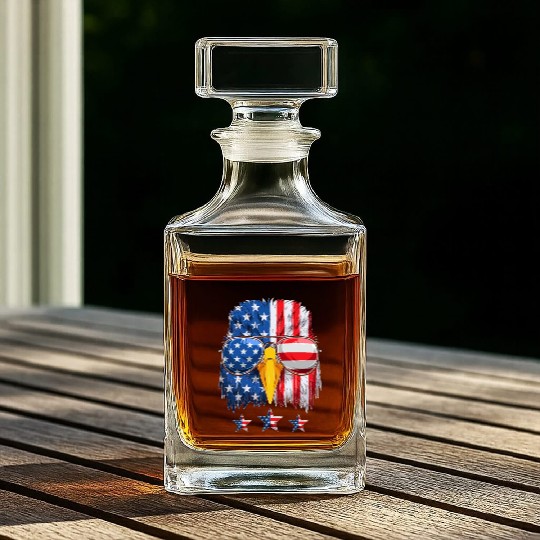Patriots America Ealge Stars and Stripes US Pride Whiskey Decanters