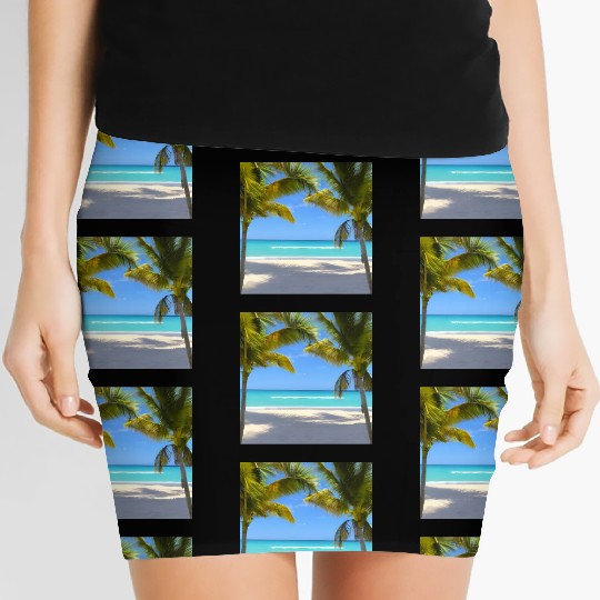 Palm trees on a quiet beach Women's Mini Skirts