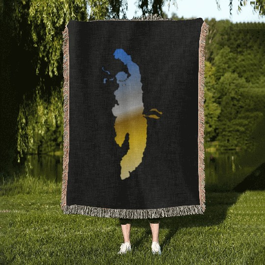 Street Fighter Rainbow Woven Blankets