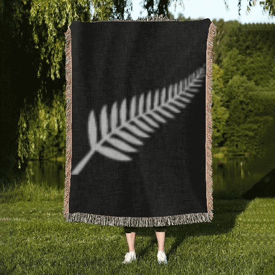New Zealand's Silver Fern for Kiwis Woven Blankets
