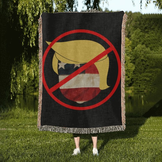anti trump - dump trump 2020 Woven Blankets