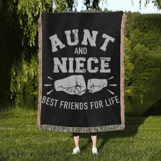 Aunt and niece friends for life Woven Blankets