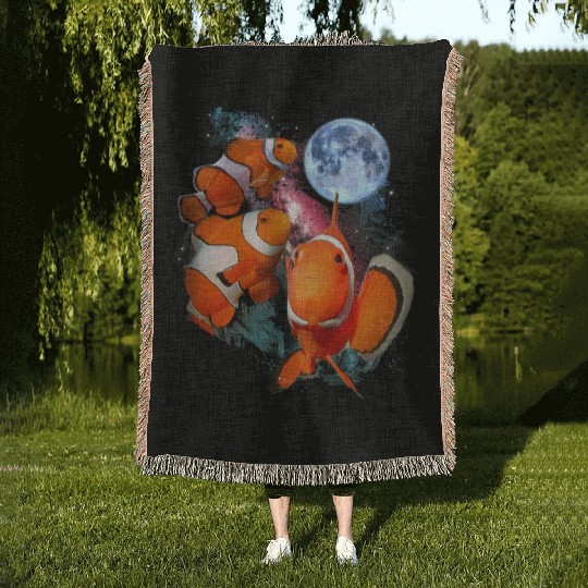 3 Moon Clown Fish Sea Anemonefish Lovers Fish Art Woven Blankets