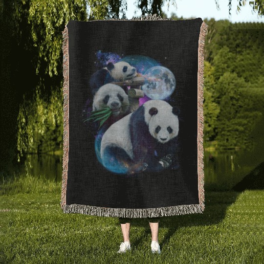 3 Moon Panda Funny Sichuan Bamboo Bear Animal Love Woven Blankets