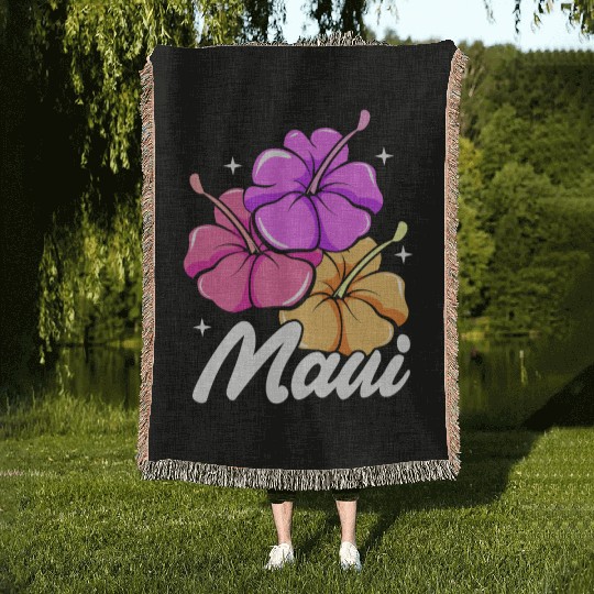Maui Hawaii With Hawaiian Hibiscus Flowers Woven Blankets
