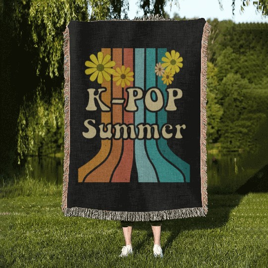K-Pop Summer with retro colors and flowers Woven Blankets