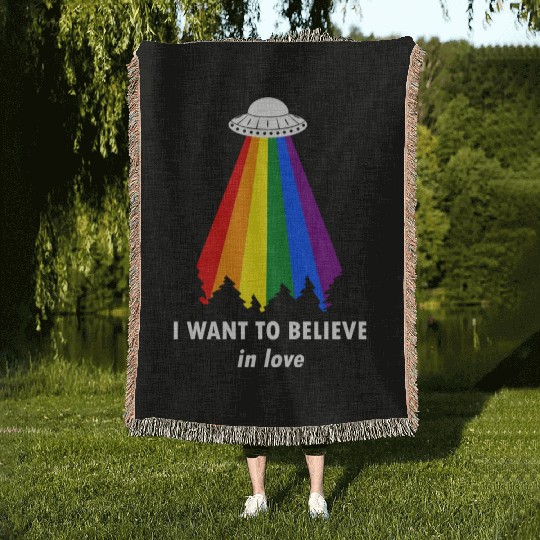 I Want to Believe (In Love) Woven Blankets