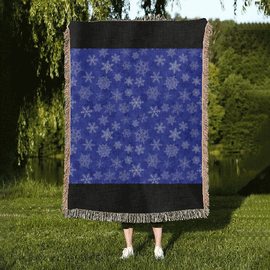 Pretty Navy Blue Snowflakes Pattern Woven Blankets