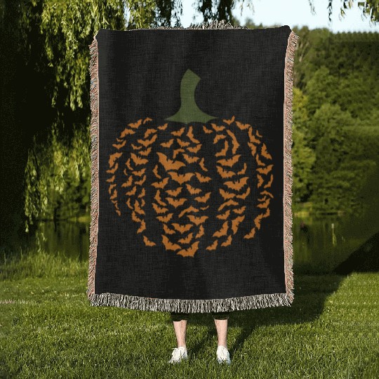 Halloween pumpkin bat Woven Blankets