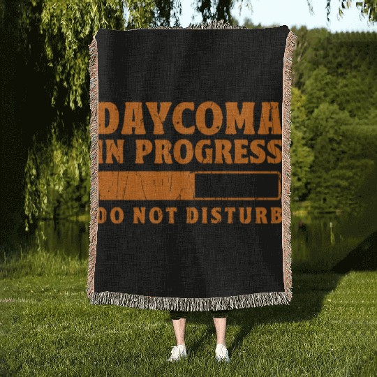 Daycoma in progress Do not Disturb - dreamer Woven Blankets