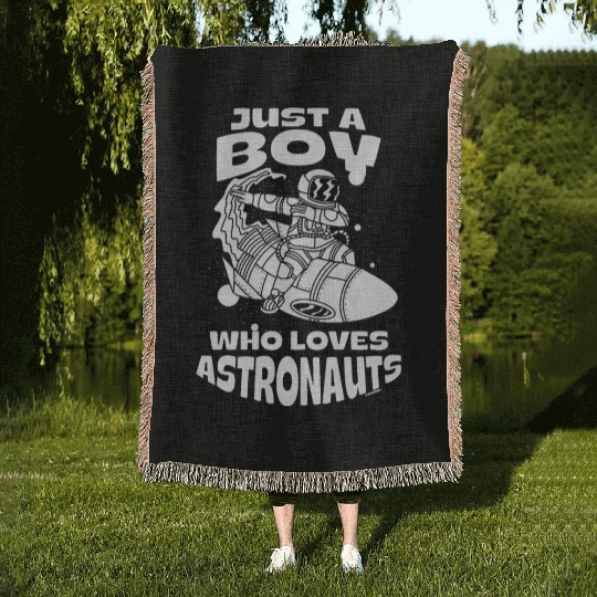Boy love astronauts Woven Blankets