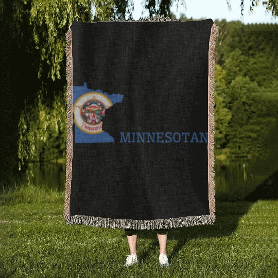Nothing Scares Me Minnesotan Wife Minnesota Woven Blankets