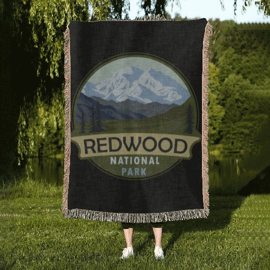 Cool Vintage Retro Redwood National Park Mountain Woven Blankets