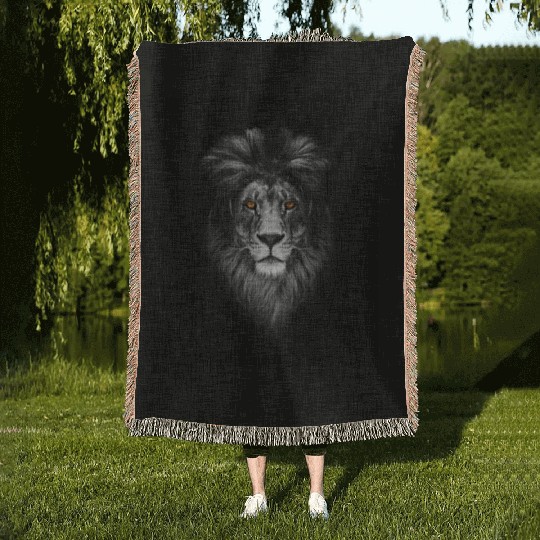 The Majestic Lion Head Woven Blankets unisex