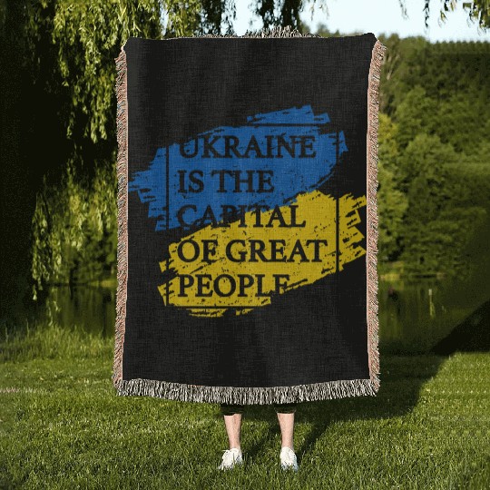 Ukraine is the capital of great people Flag Box Woven Blankets
