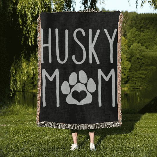 Husky Mom Dog Lover For Mothers Day Woven Blankets