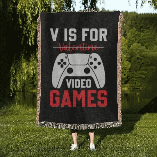 i love my girlfriend & boyfriend Outfits Woven Blankets