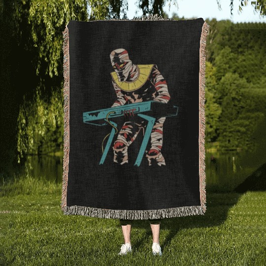 Mummy playing keyboards Mummy playing keyboards in Woven Blankets