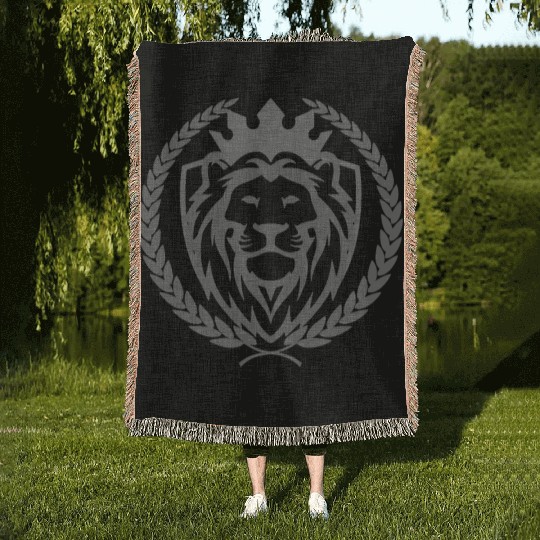 Lion King Head Woven Blankets