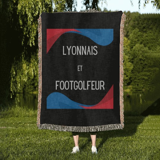 Lyonnais et footgolfeur Woven Blankets