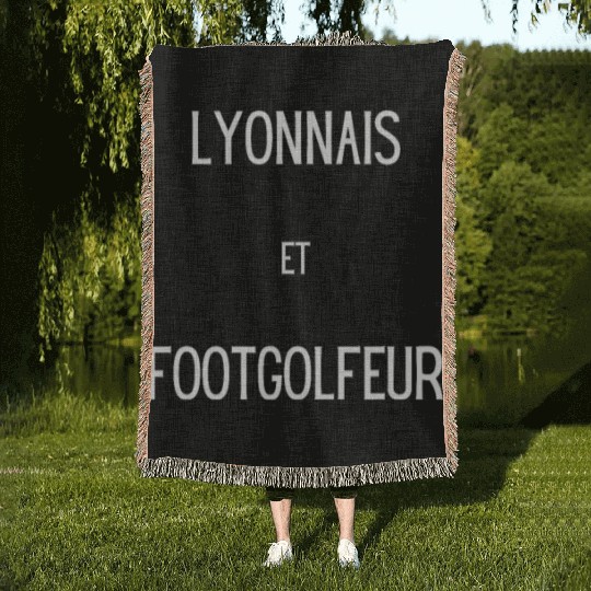Lyonnais et footgolfeur Woven Blankets