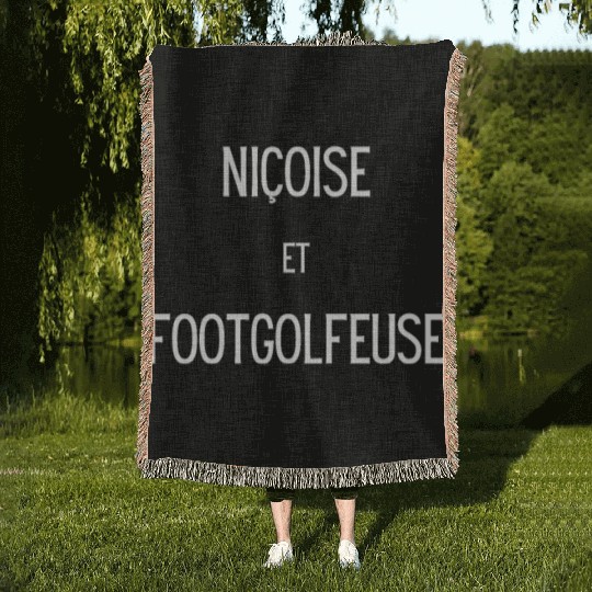 Nicoise et footgolfeuse Woven Blankets