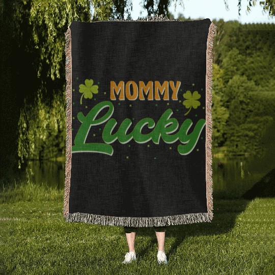 Mommy is the lucky one Retro SVG Woven Blankets