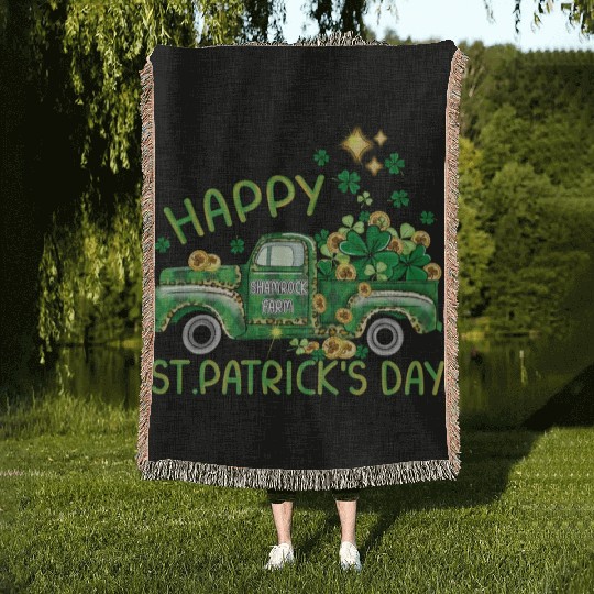 Happy Day Patricks Farm Woven Blankets