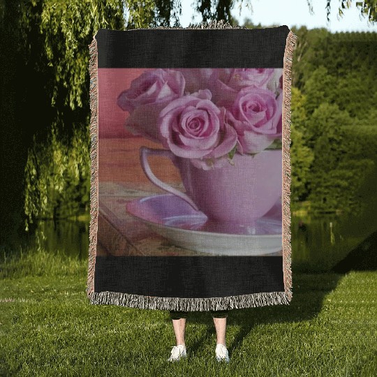 Beautiful Floral print Woven Blankets