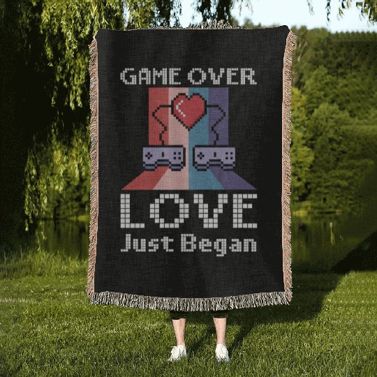 Valentine's Day Gamer Playing Video Game Couples Woven Blankets