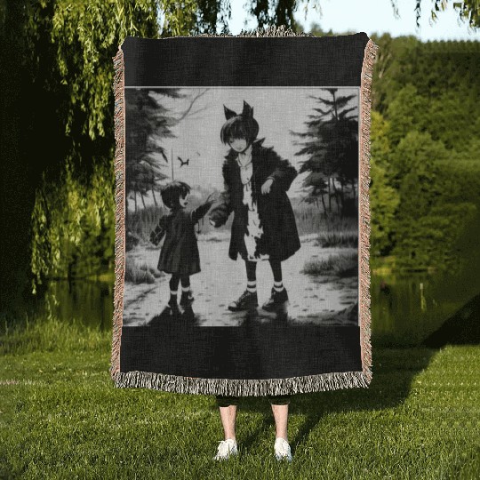 Maternity Daff Woven Blankets