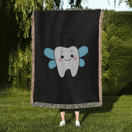I m Friends With The Tooth Fairy Woven Blankets