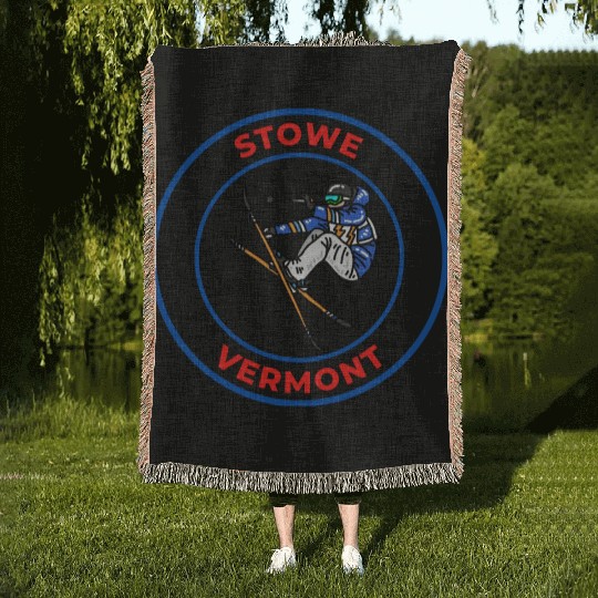 Retro Skiing in Stowe Vermont Holiday Souvenir Woven Blankets